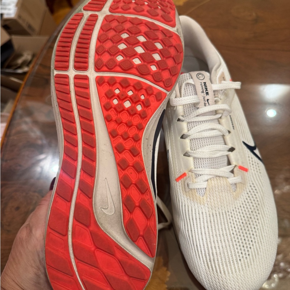 Nike Pegasus 40 Men's Road Running Shoes sneakers Sz 11.0 - Picture 9 of 16